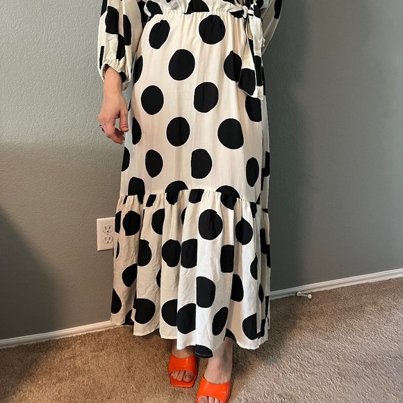 NWOT H&M polka dot maxi flutter dress - Picture 2 of 4